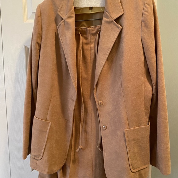 Suede skirt and jacket by Koret of California, 3 Talbots skirts, and more! - Picture 2 of 10